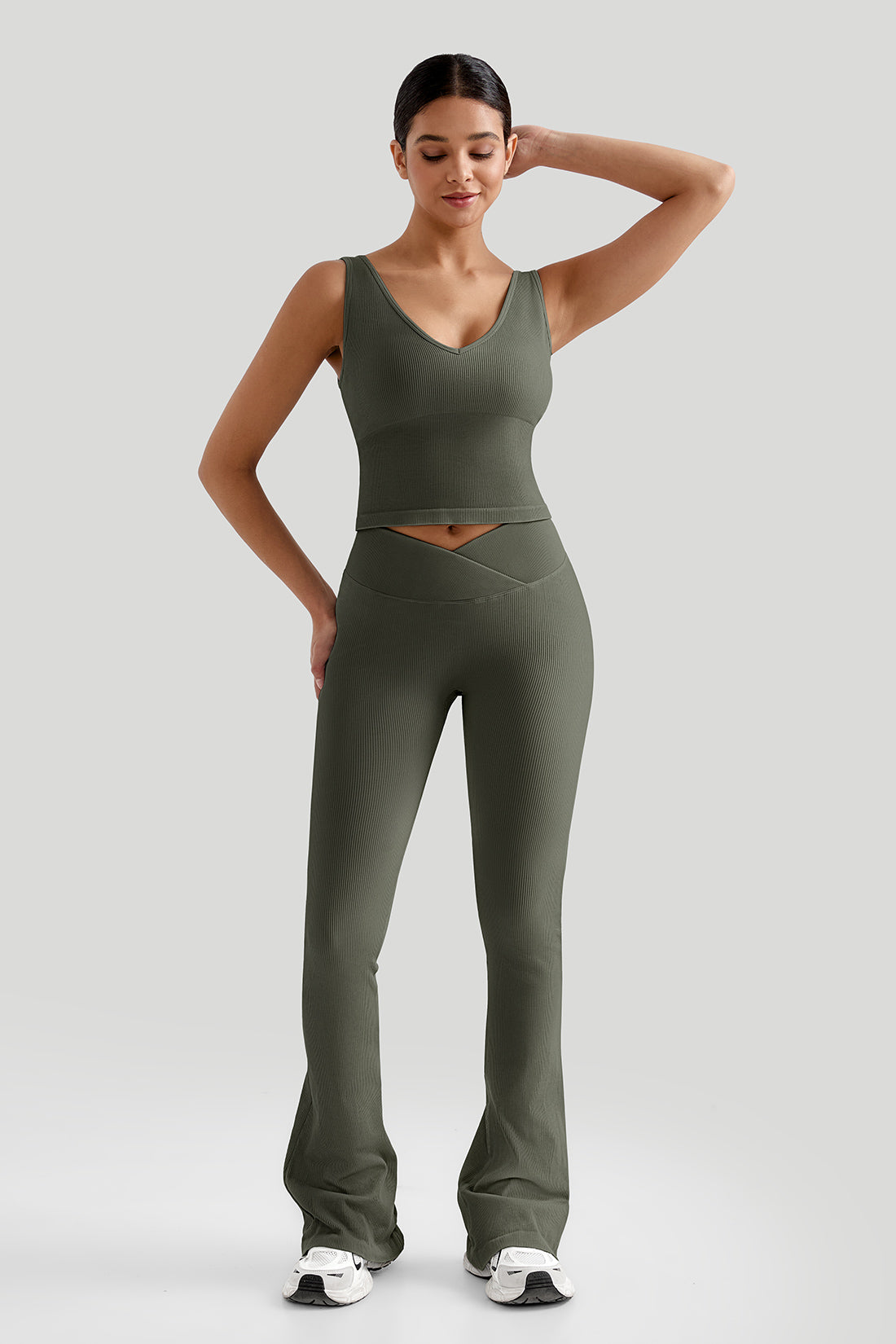 *Market-leading*Comfortable Deep V-Neck Tank Top and legging Set