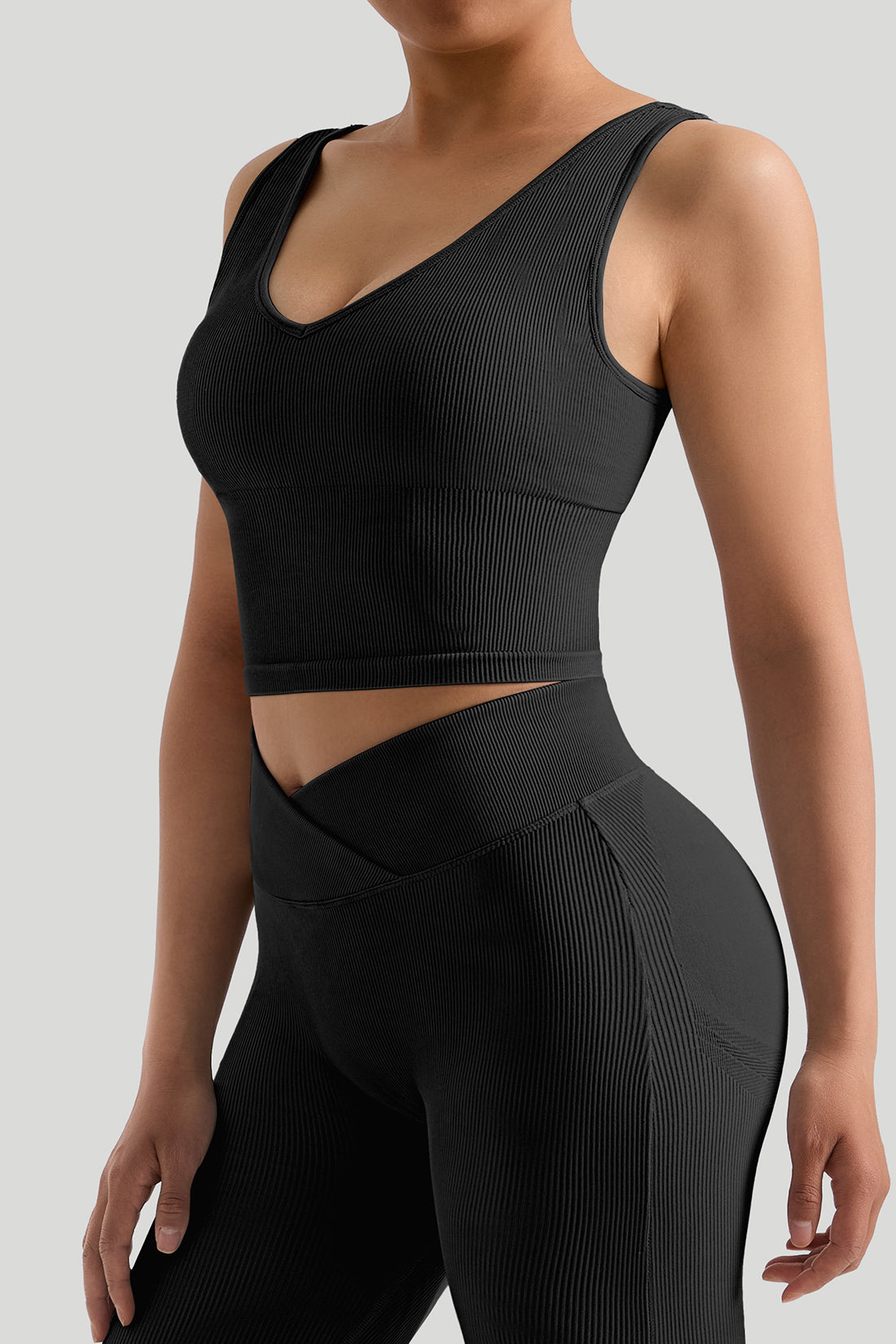 *Market-leading*Comfortable Deep V-Neck Tank Top and legging Set