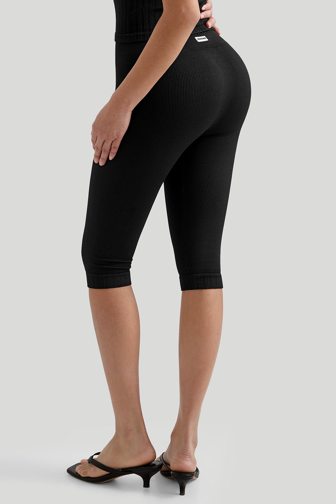 *Market-leading*Trendy Tank top with Ribbed Capri Pants