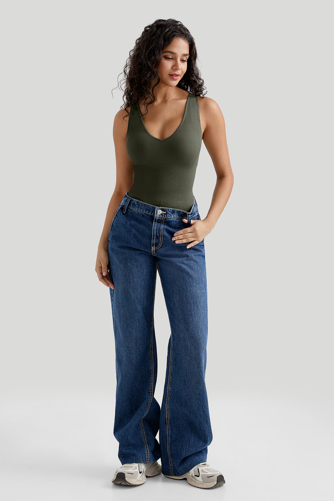*Market-leading*Comfortable Deep V-Neck bodysuit