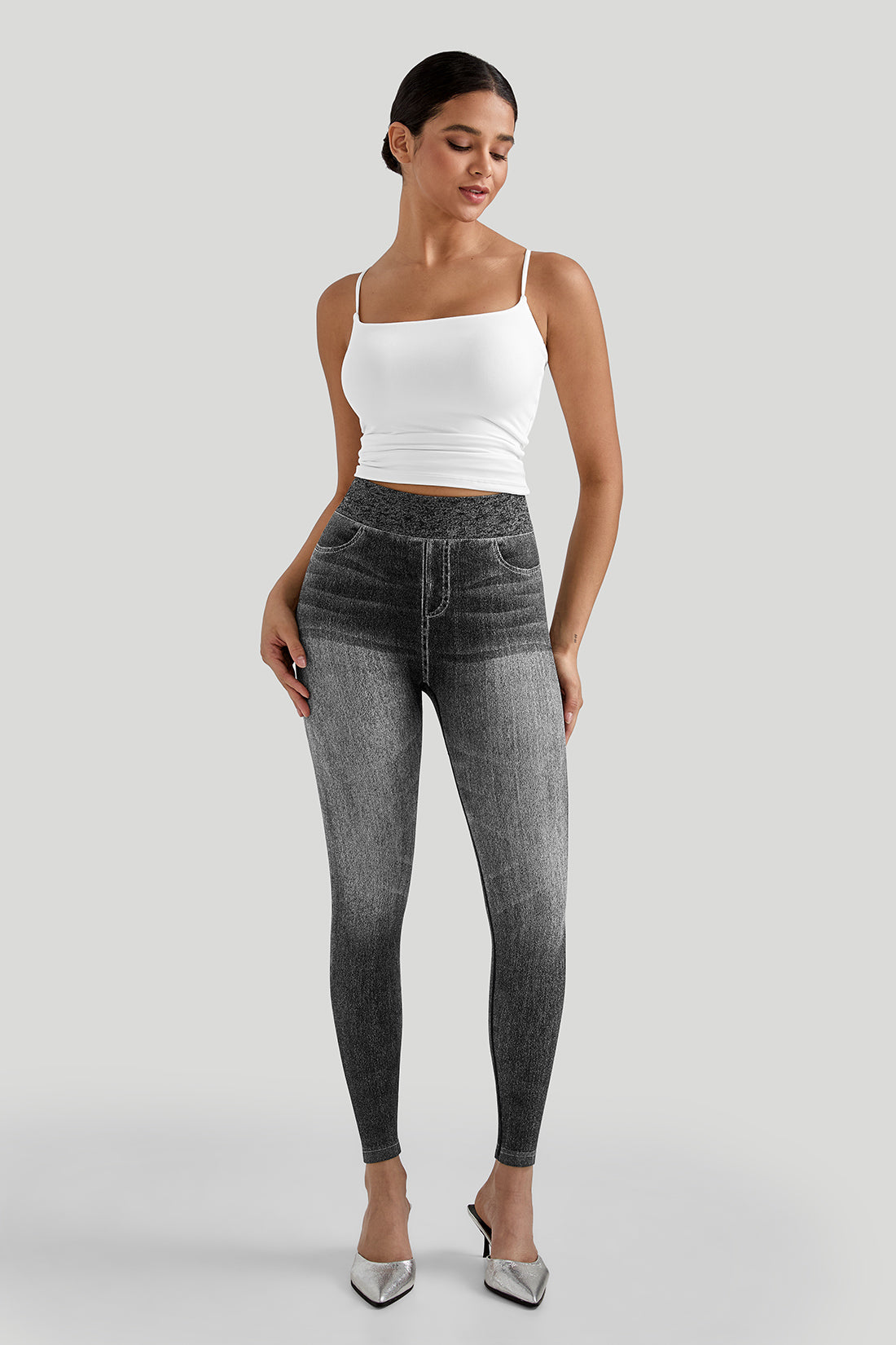 *Market-leading*Stretchy Faux Denim Legging