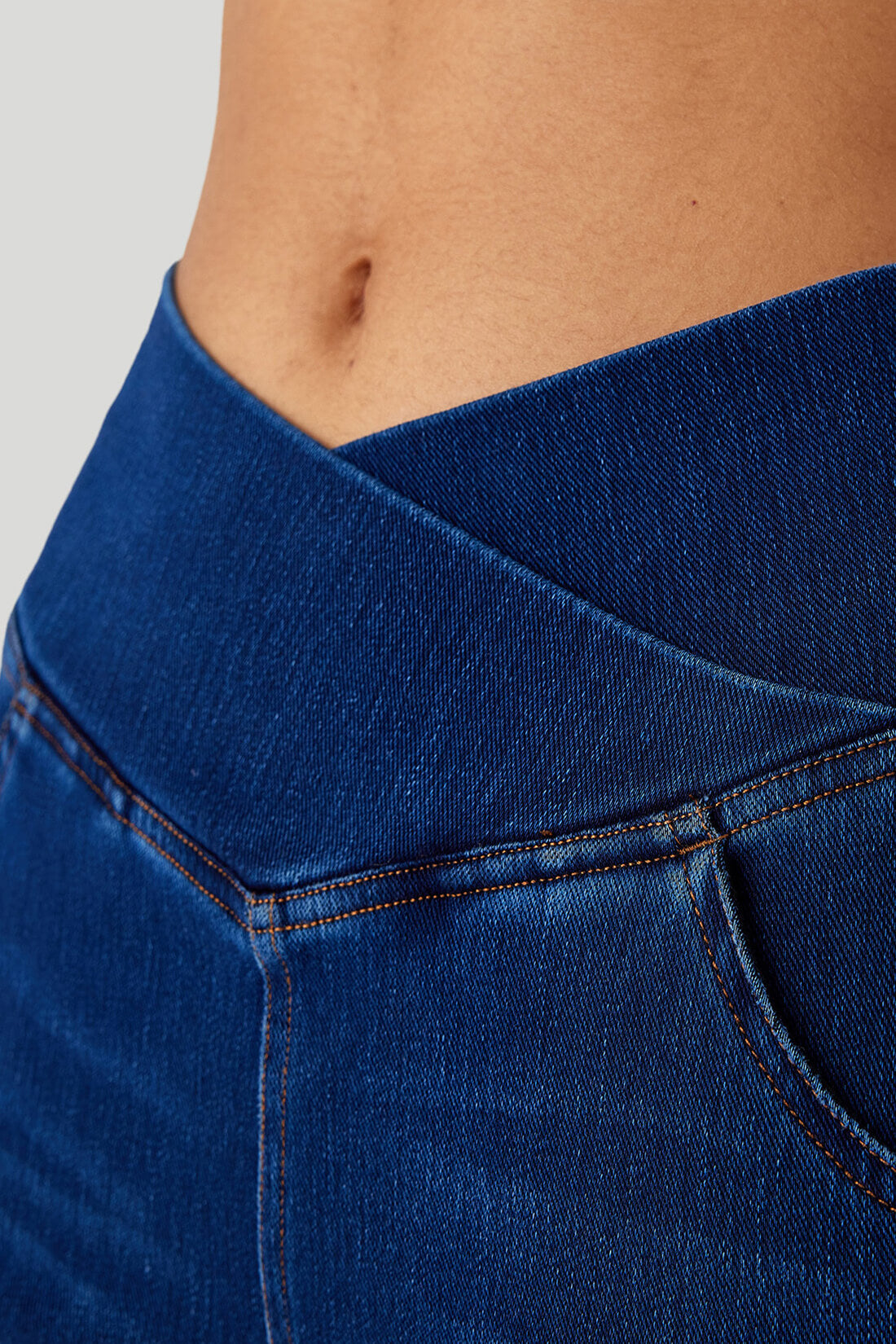 *Market-leading*Flare Denim Jeans
